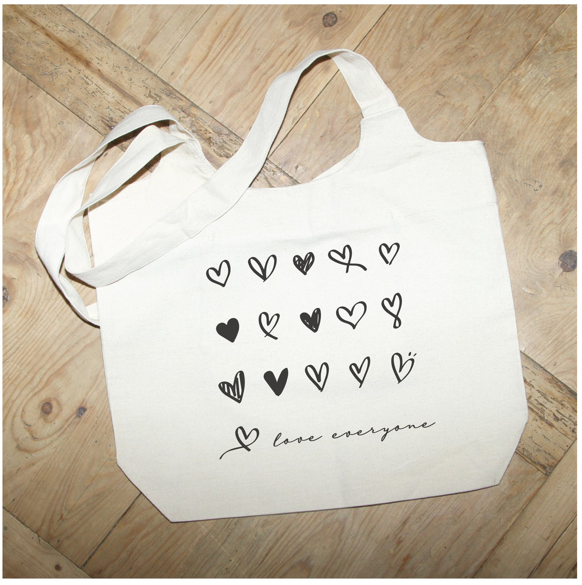 Love everyone / Natural Tote Bag